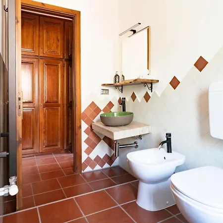 Eporedia - Affitti Brevi Italia *