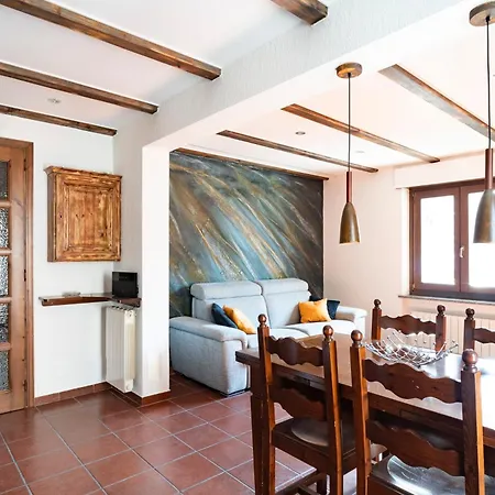 Eporedia - Affitti Brevi Italia *