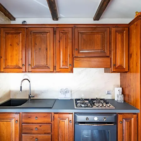 Eporedia - Affitti Brevi Italia דירה אאוסטה